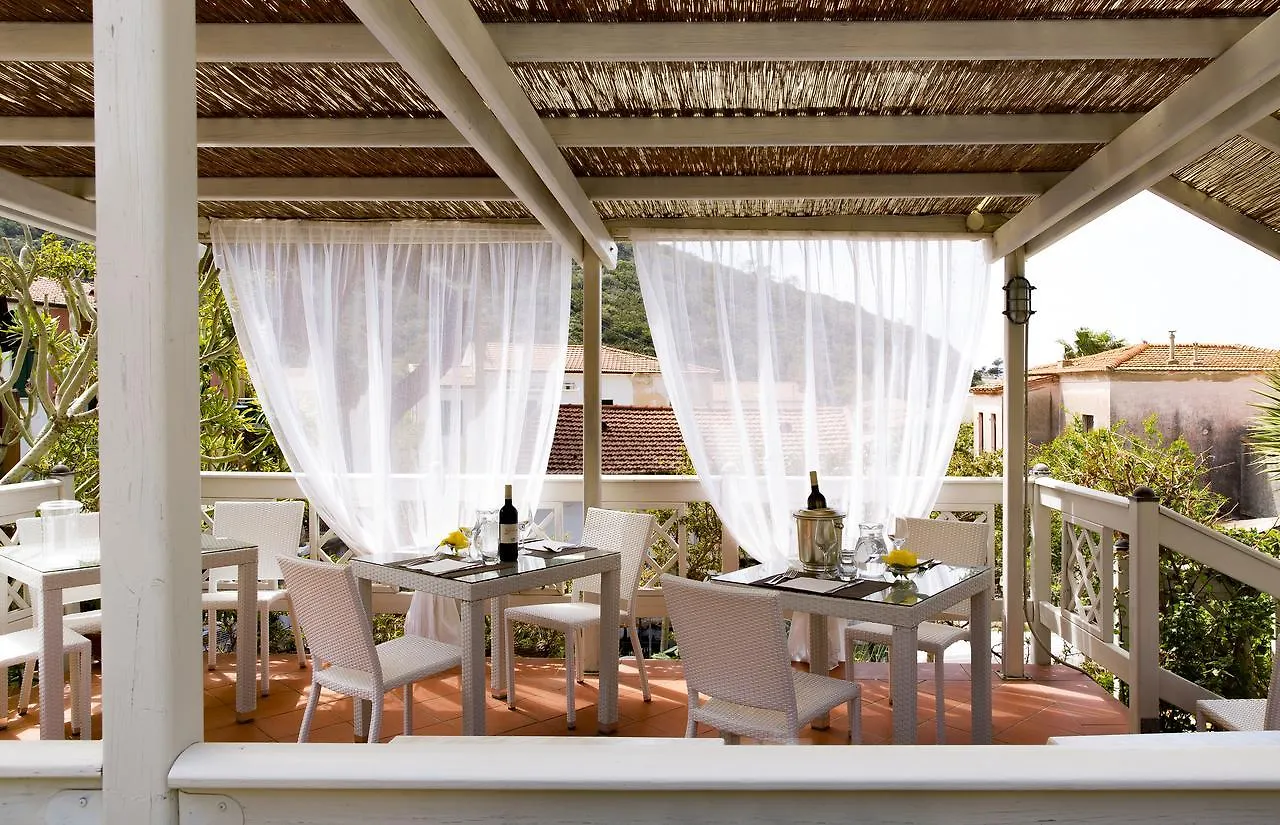 Hotel Corallo Marciana   Pomonte