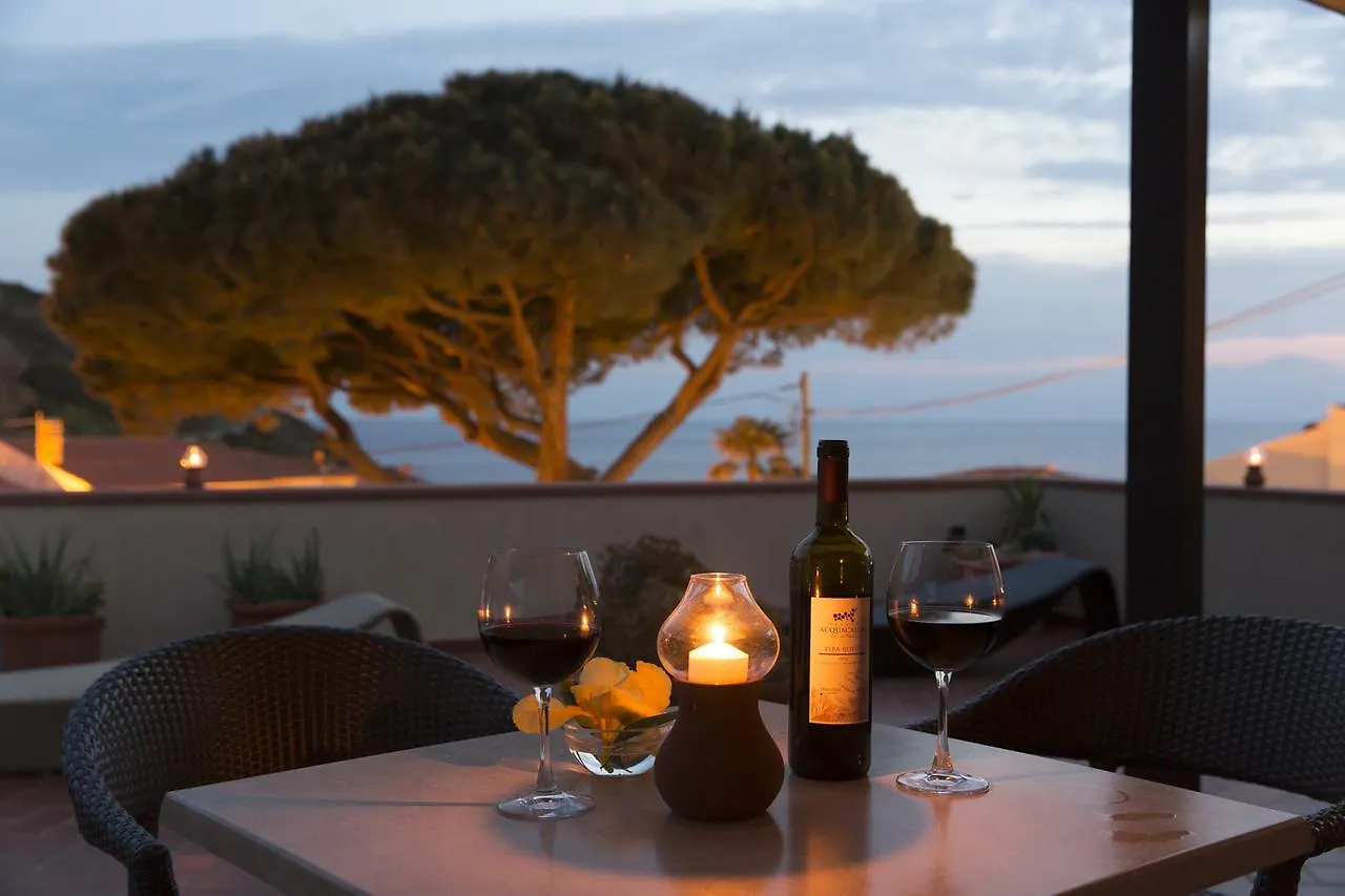 ***  Hotel Corallo Pomonte Italie