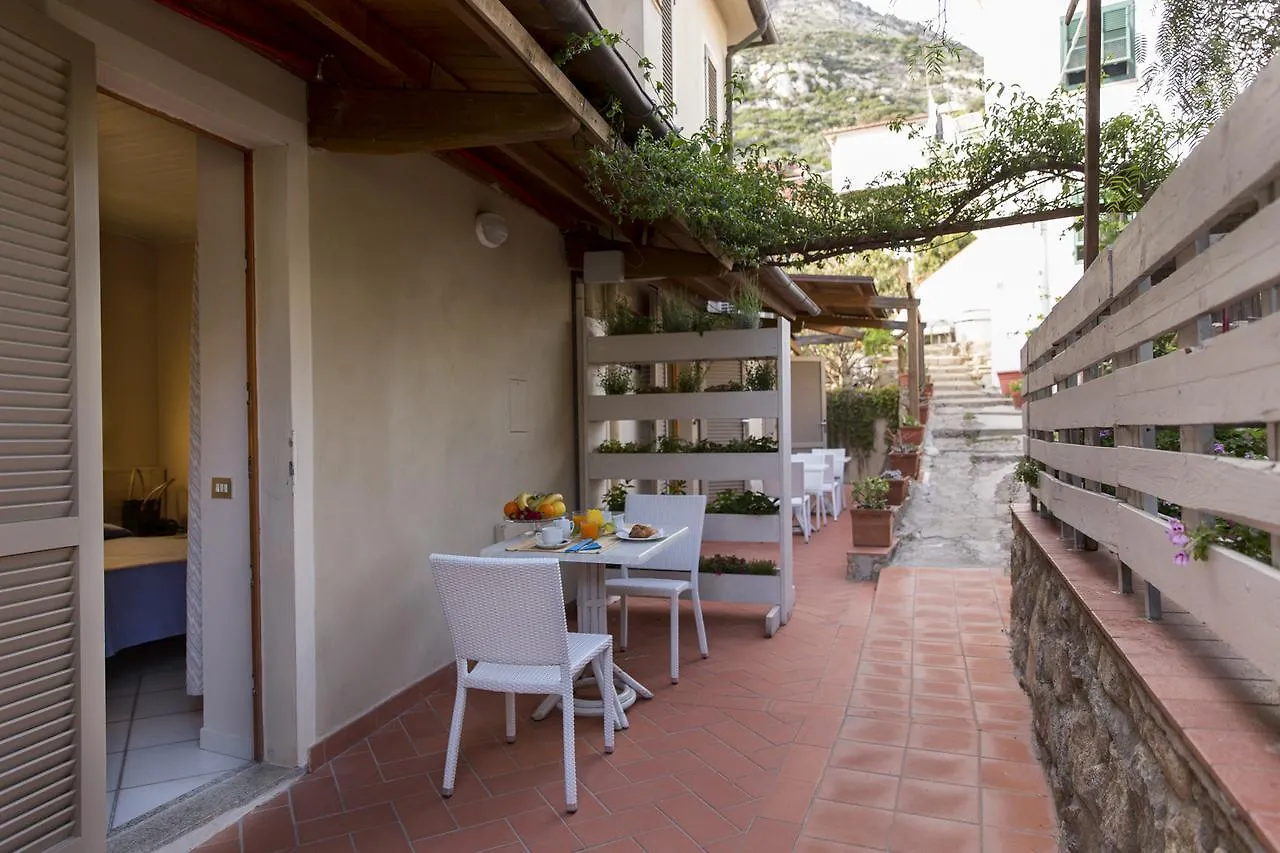 Hotel Corallo Pomonte