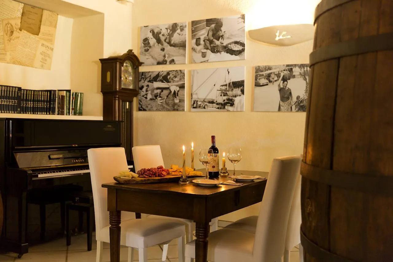 Hotel Corallo Pomonte